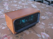 Настольные электронные часы "Электроника Г9.02" на 4 ламповых индикаторах ИВ-12